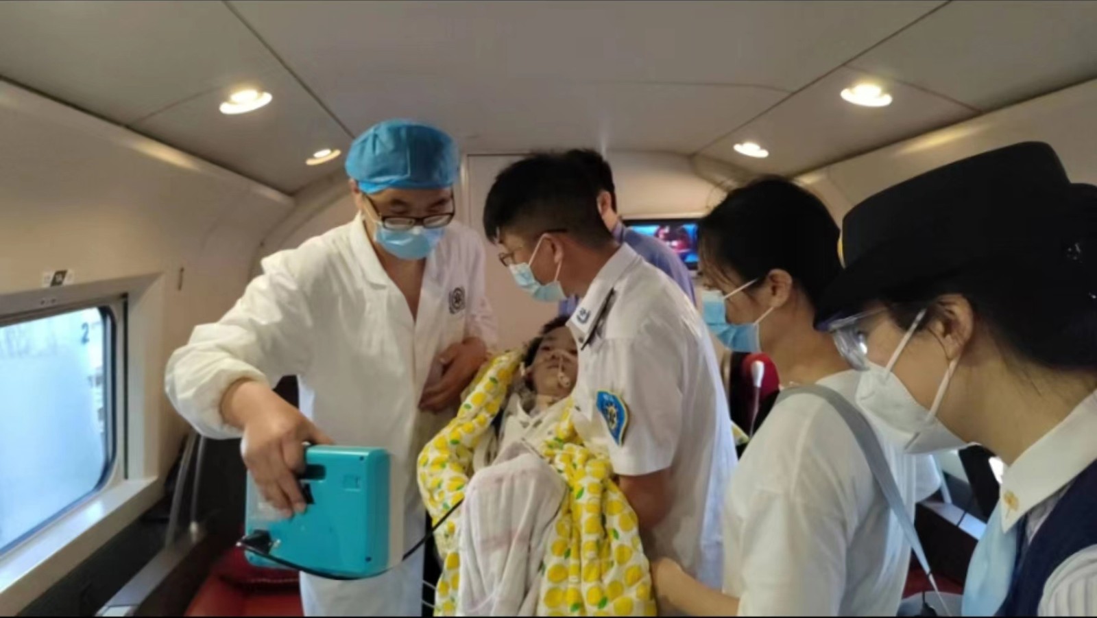 荥经县专业高铁转运